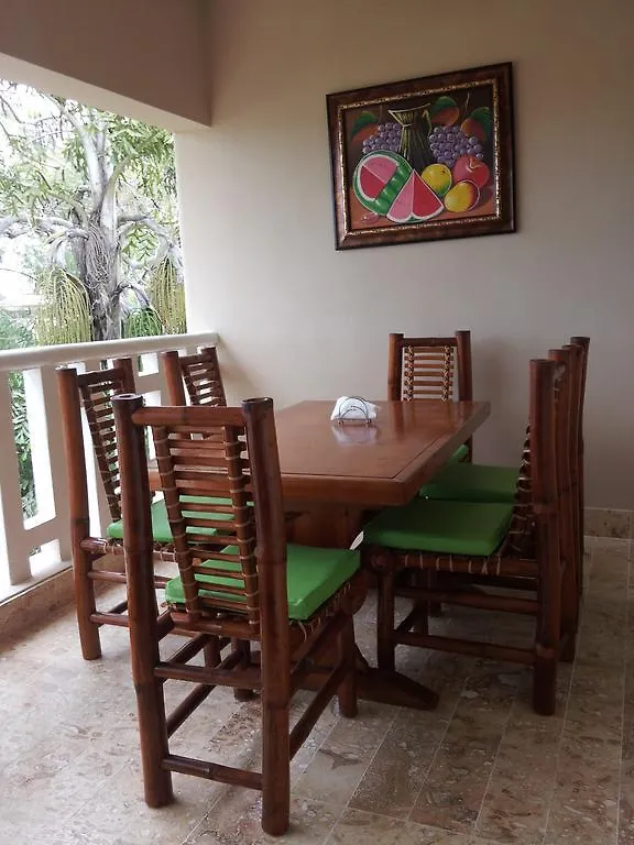 Tropicasa Boca Chica Resort Lägenhetshotell