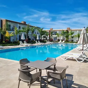 Hermosa Townhouse Boca Paraiso Boca Chica